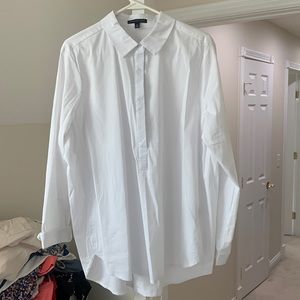 Women’s White half-way button down shirt